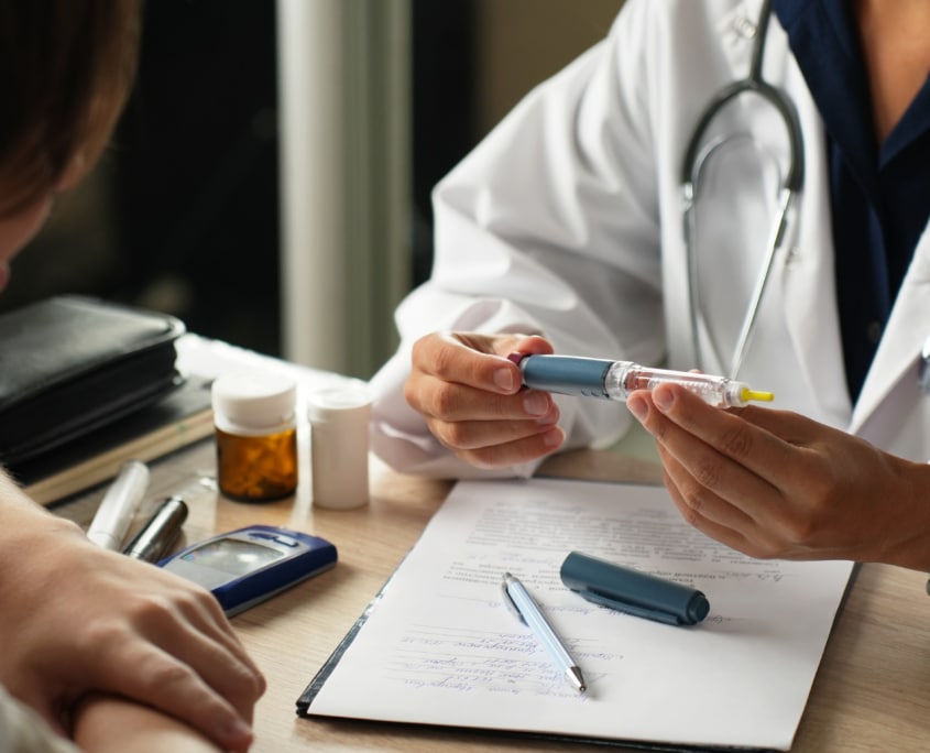 doctor holding semaglutide drug